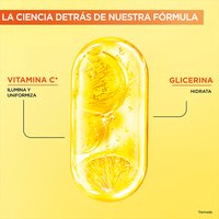 Fórmula Garnier Gel Limpiador con vitamina C que ilumina y glicerina que hidrata para una piel uniforme y nutrida.